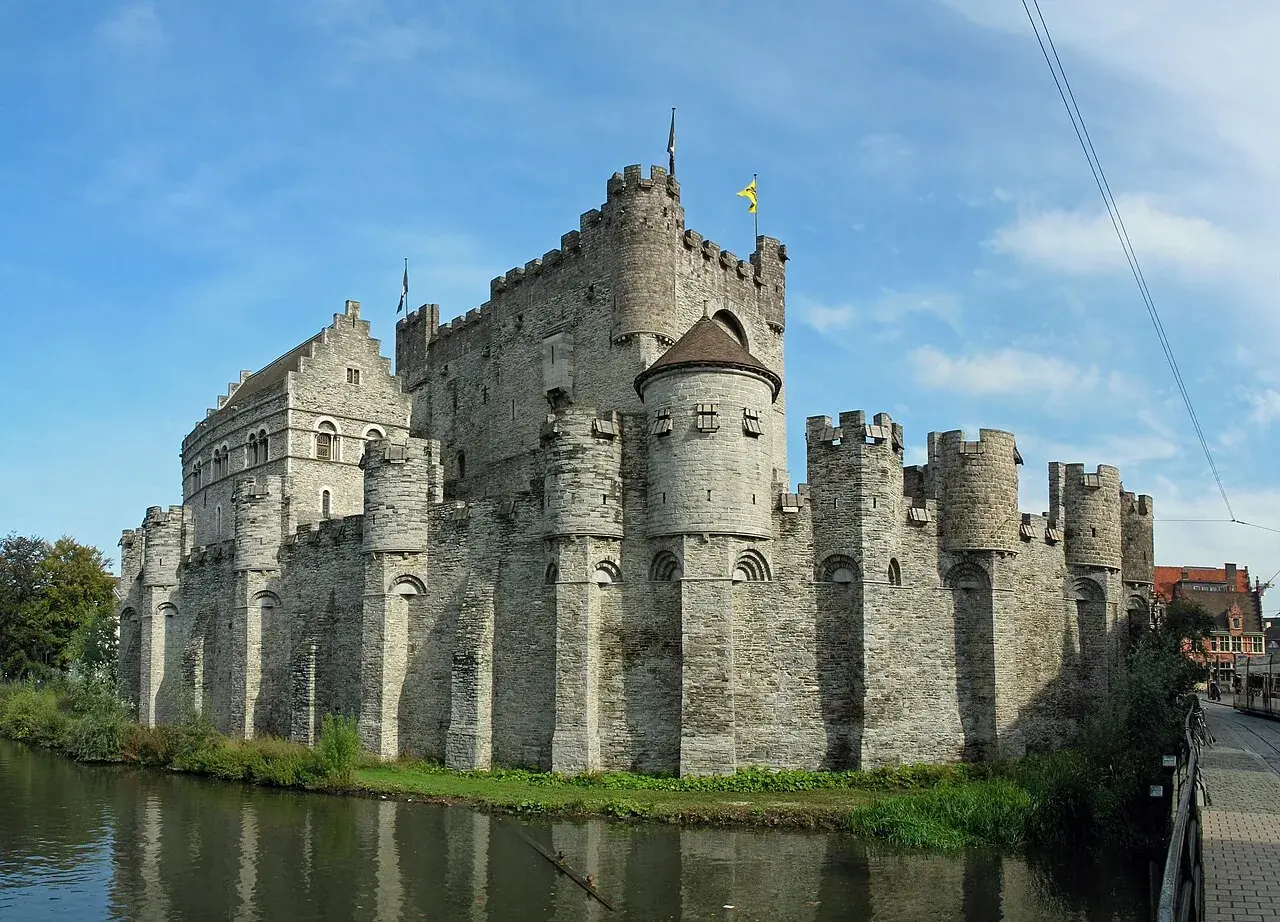 Gent Gravensteen Kalesi Hendek