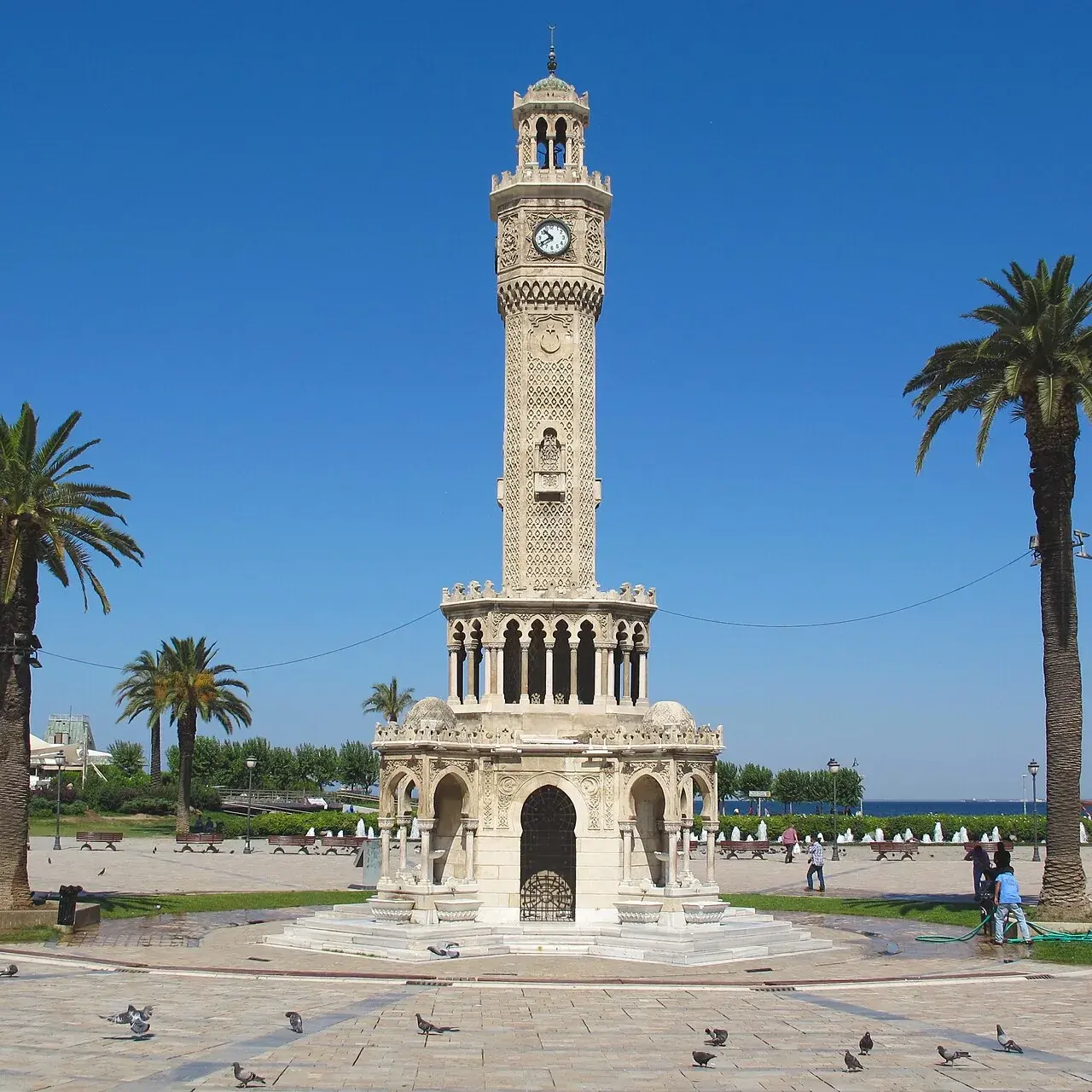İzmir Saat Kulesi ve Kordon