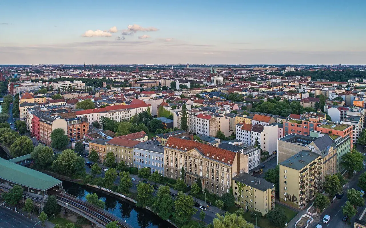 Kreuzberg Sokakları ve Kanal Kıyısı