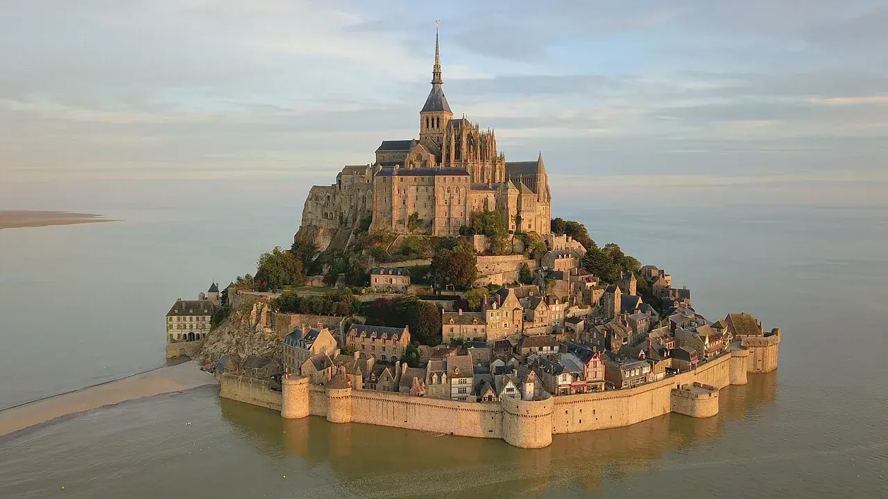 Mont Saint Michel Gelgit Adasi