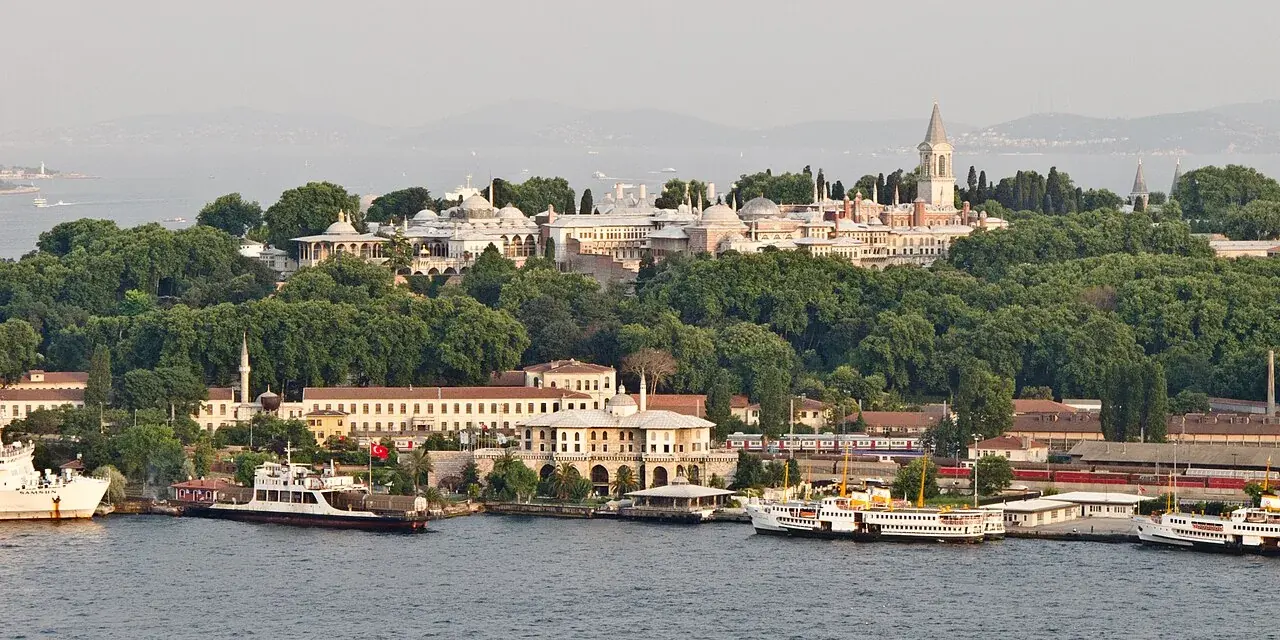 Topkapı Sarayı ve Babüsselam Kapısı